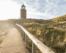 Leuchtturm auf Sylt im Sonnenuntergang